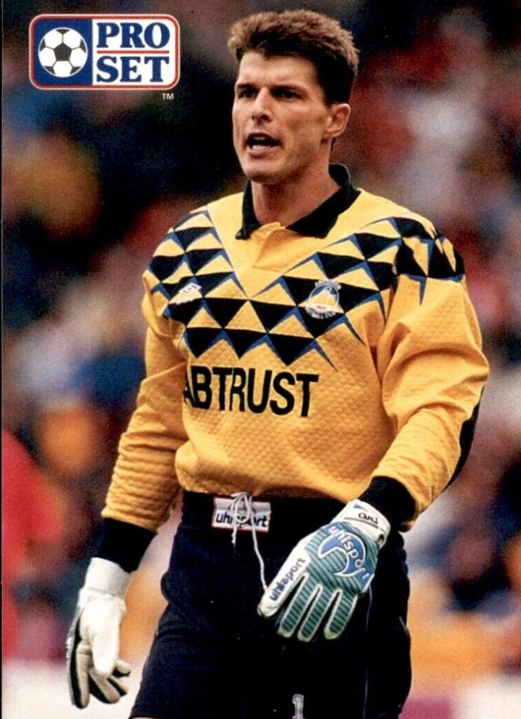 Theo Snelders in action for Aberdeen in the 1990s